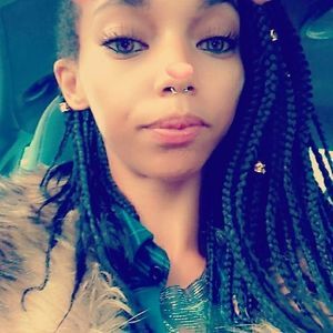 Meet your Posher, Hazel